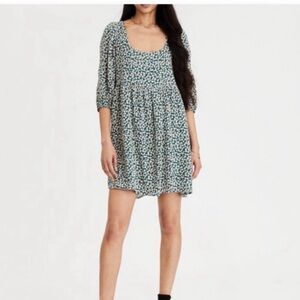 American Eagle Brand Babydoll Style Dress Flowy Green Floral Tie Back Medium